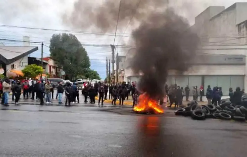 Misiones toman Comando Radiolectrico NA