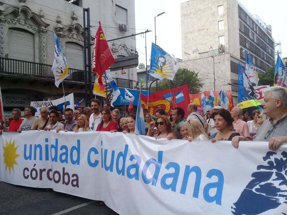 marcha de las antorchas gentileza más democracia (3)