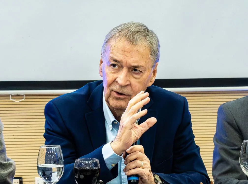 Schiaretti criticó por igual a Milei y el kirchnerismo: "Son modelos que fracasaron en Argentina" thumbnail