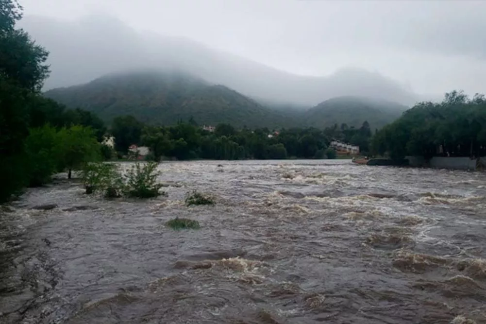 Crecida de río by prensa.cba