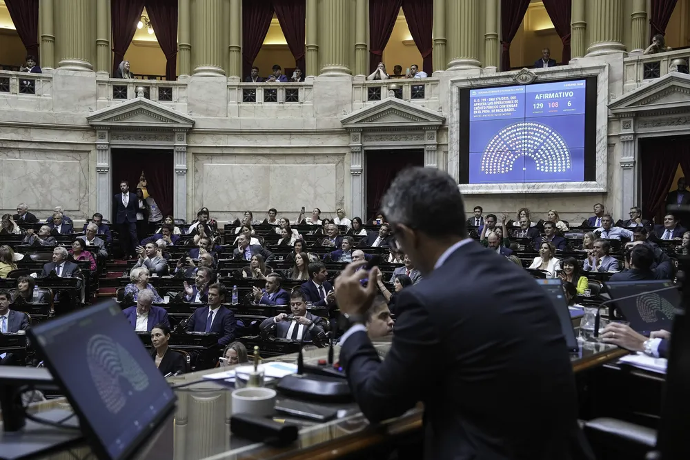 diputados fmi dnu by na