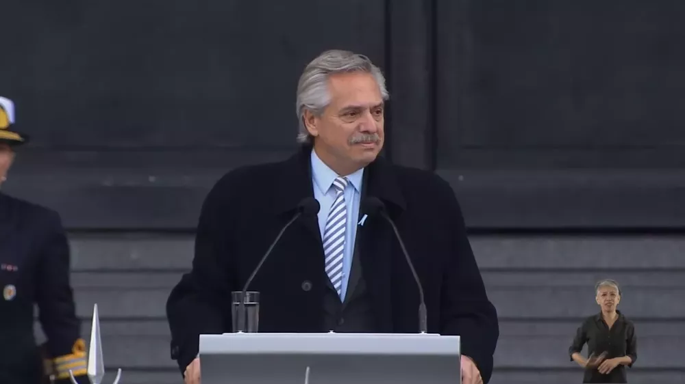 Alberto Fernández en el acto por el Día de la Bandera (captura)