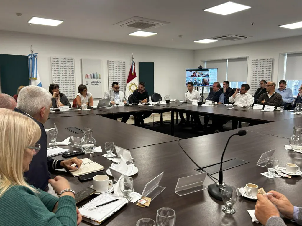 Científicos del Conicet se reunieron con legisladores (Legislatura de Córdoba)
