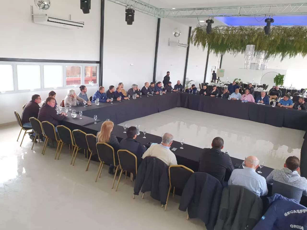 renion gremios CGT Cordoba Facebook UOM