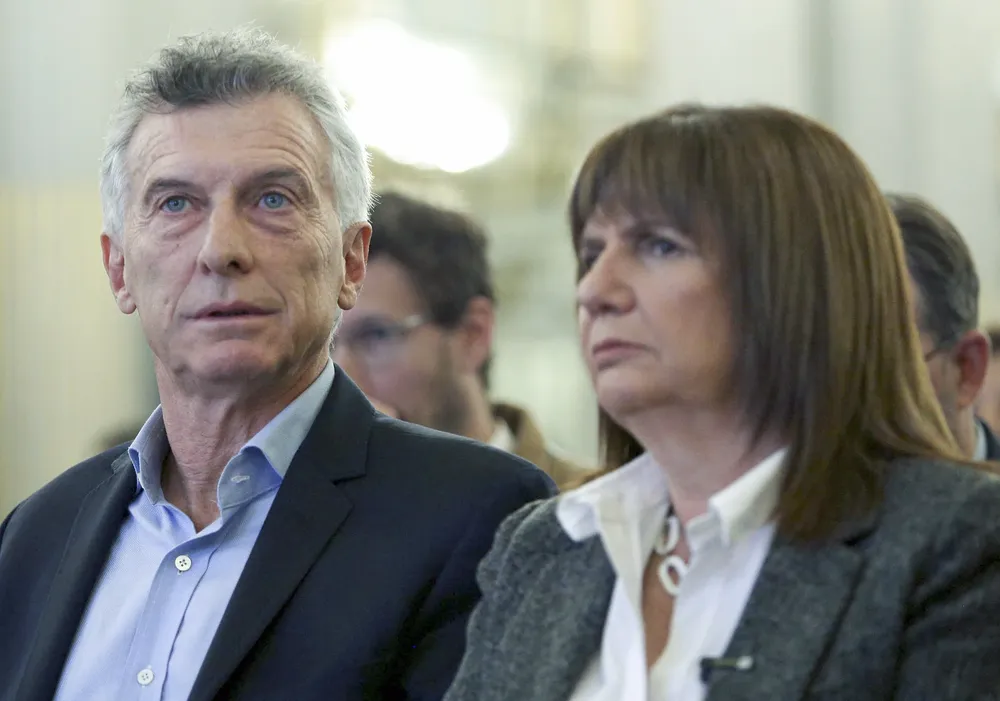 Macri by Bullrich by na