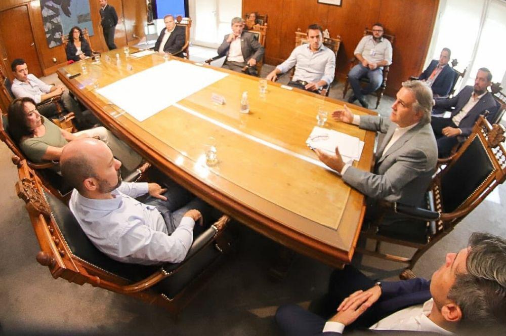 Reunión Llaryora oposición Coronavirus Municipalidad de Córdoba