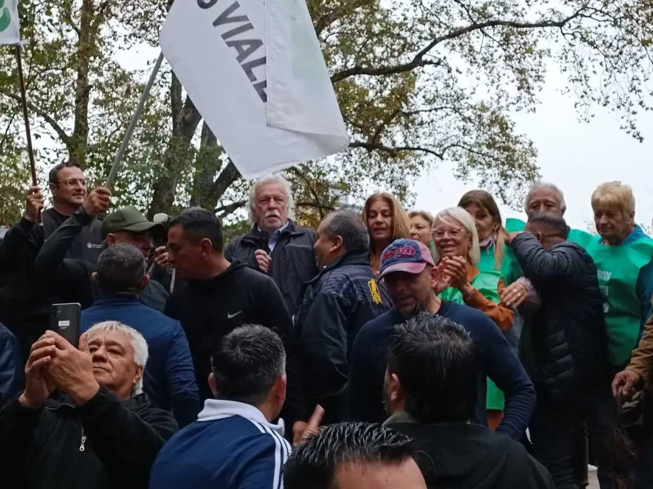 Rubén Daniele en asamblea del Suoem (Miriam Campos LNM)