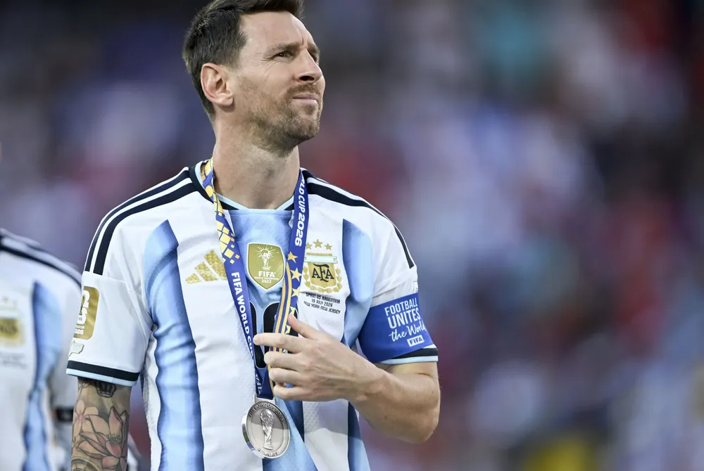 Messi by na