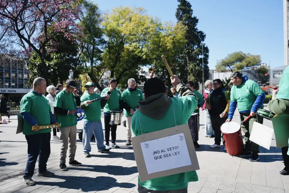 Vigilia en Córdoba por la Ley de Emergencia en Discapacidad (Lucrecia Bianchini) 02