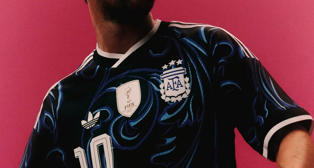 Nueva camiseta alternativa de la Selección Argentina de Fútbol (X de AFA)