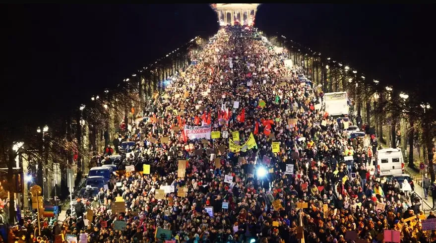 Manifestación en defensa de la democracia en Alemania (Spanish Revolution)