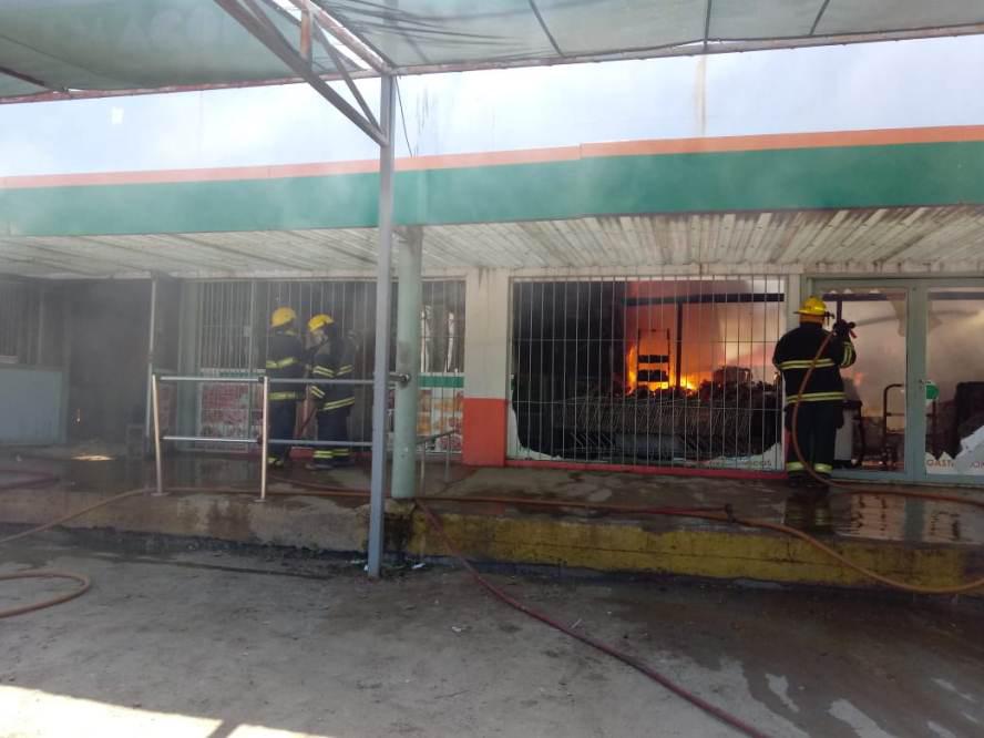 Incendio Almacor Salsipuedes by Jesús María Noticias