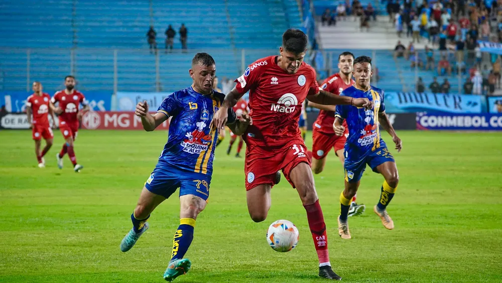 Delfín Belgrano (X de Conmebol Sudamericana)