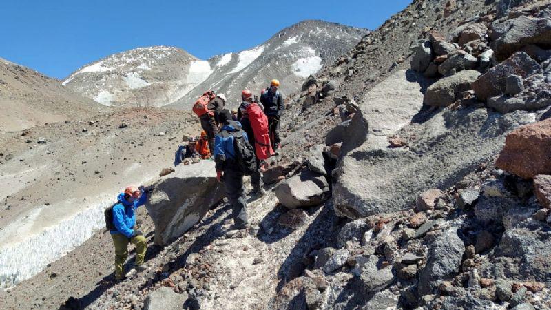 rescate del cuerpo del montañista cordobes by gentileza