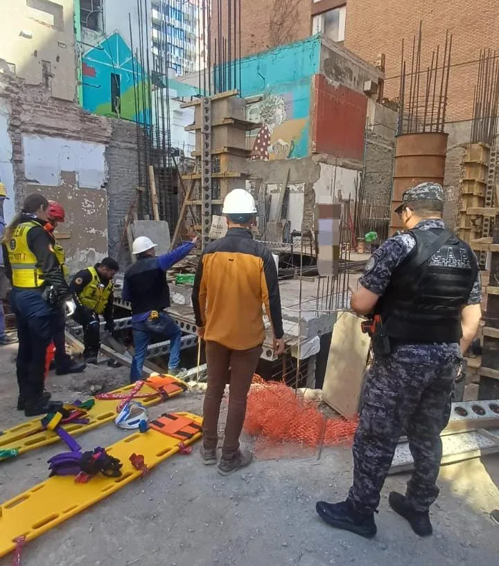 Desmoronamiento en un edificio de Nueva Córdoba (Policía) 03