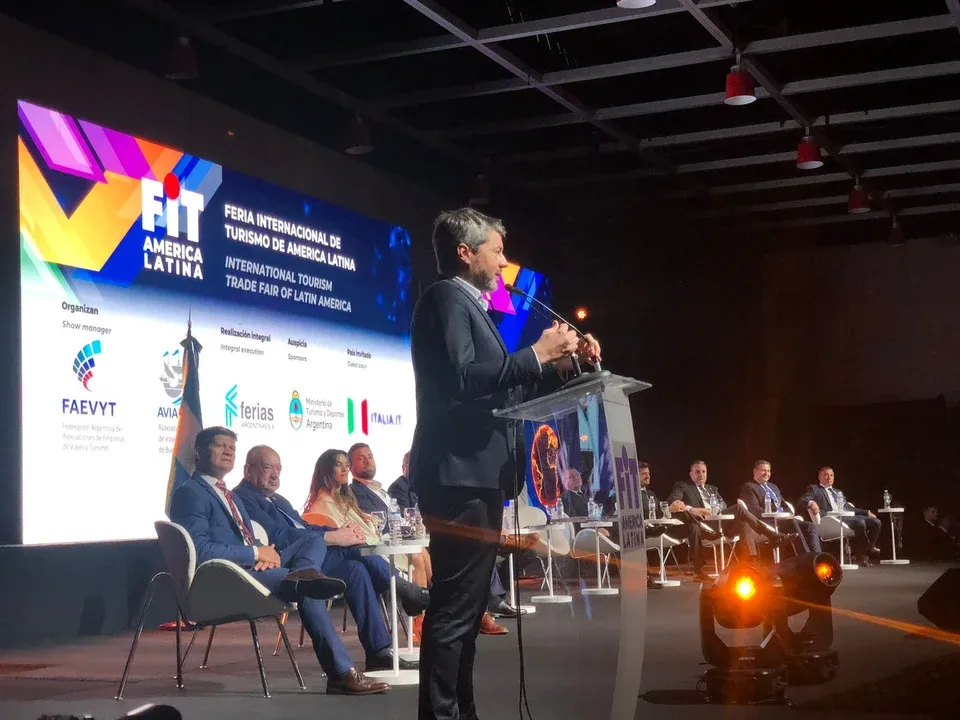 Matías Lammens en la inauguración de la FIT 2023 (gentileza) (2)