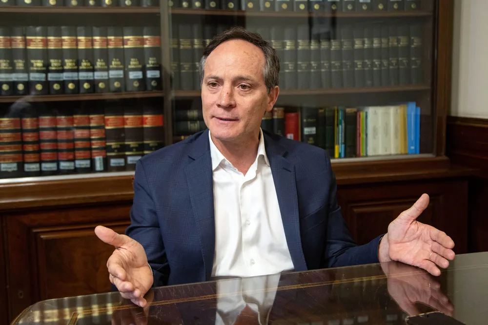 Carlos Camau Espinola (NA)