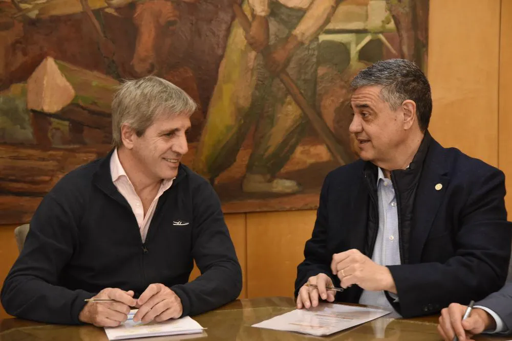Macri y Caputo by X