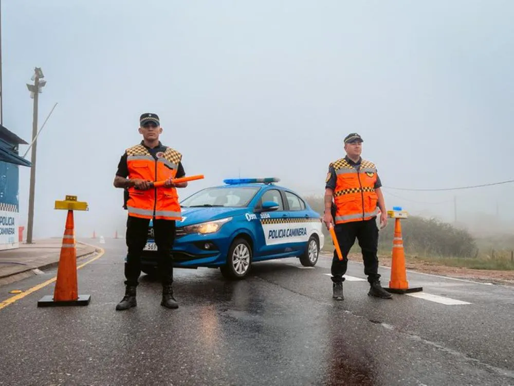 Policía Caminera by Policía de Córdoba