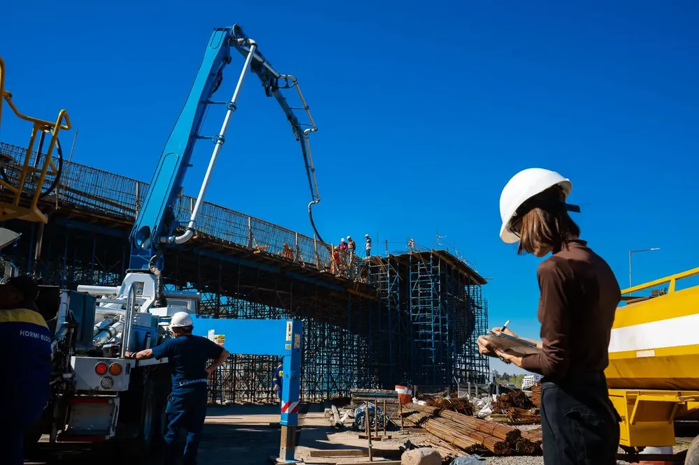 Obras de altoniveles en ingresos a Córdoba (Gobierno de Córdoba)