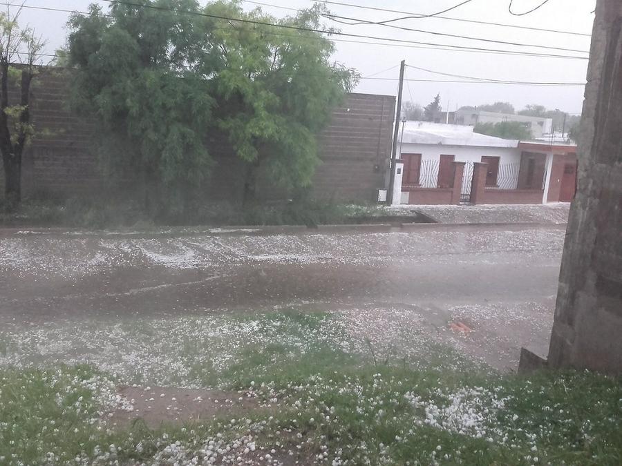 Granizo en Holmberg by @Luciano434