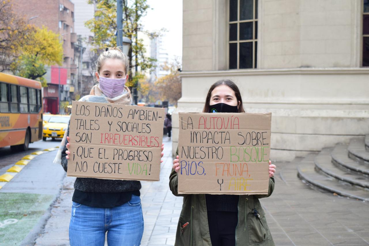 jovenes por el clima