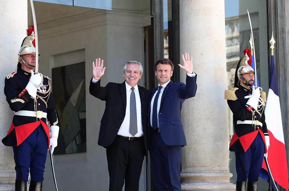 Alberto Fernández y Macron 2022 by Télam