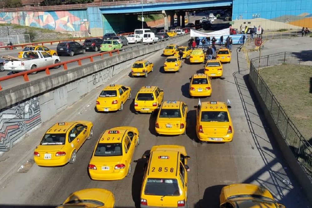 taxistas movilizaciÃ³n by Fernando Barrionuevo Cadena 3