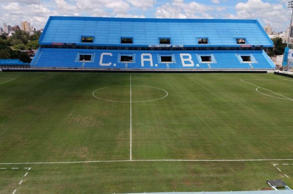 Gigante de Alberdi vacío