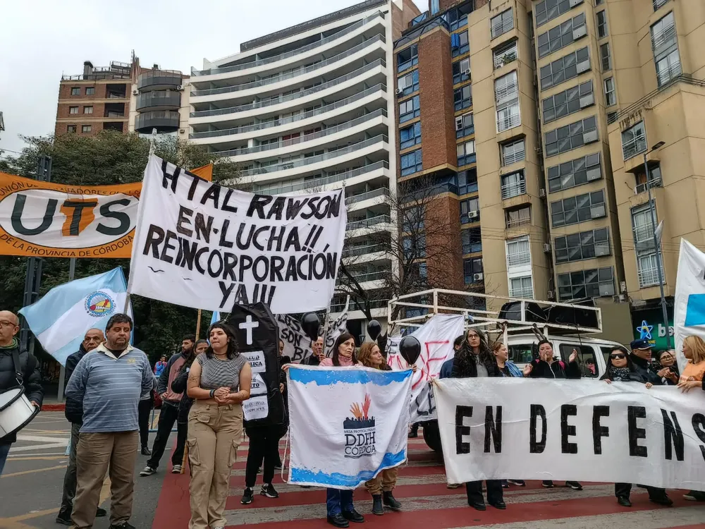 Manifestación gremial frente al Patio Olmos (Miriam Campos) 4