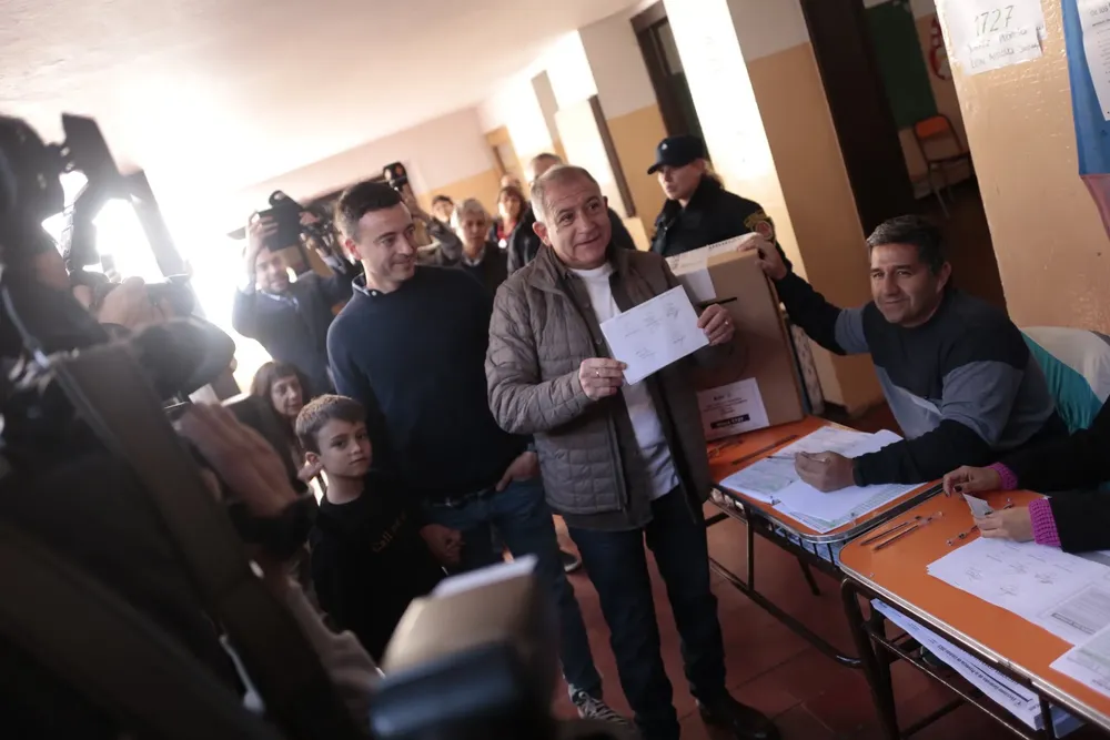 Luis Juez vota