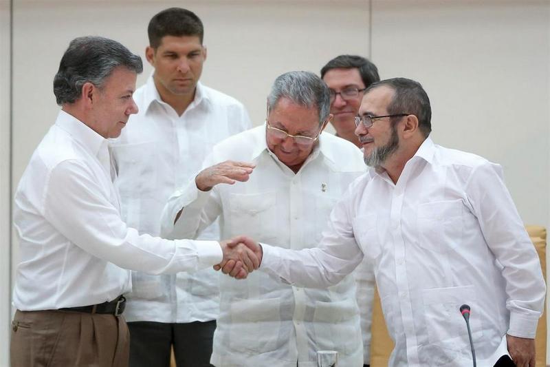 FOTO ACUERDO PAZ COLOMBIA FARC 3