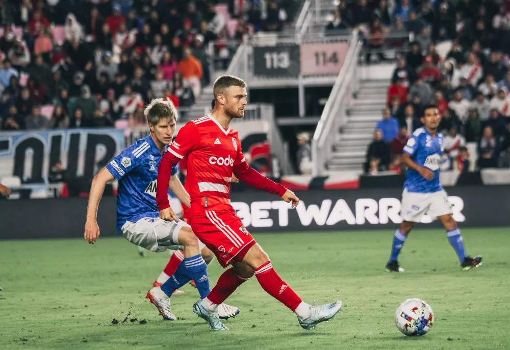River Millonarios by @RiverPlate