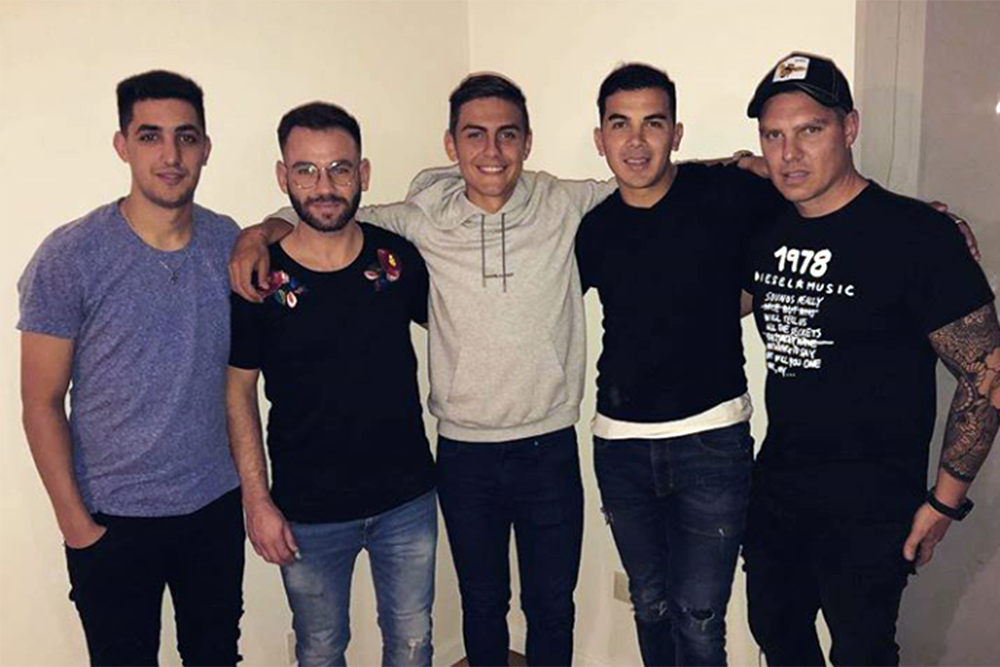 Dybala-amigos