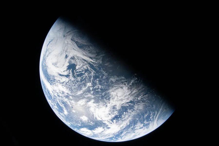 Tierra misión Artemis II by NASA.jpg 1