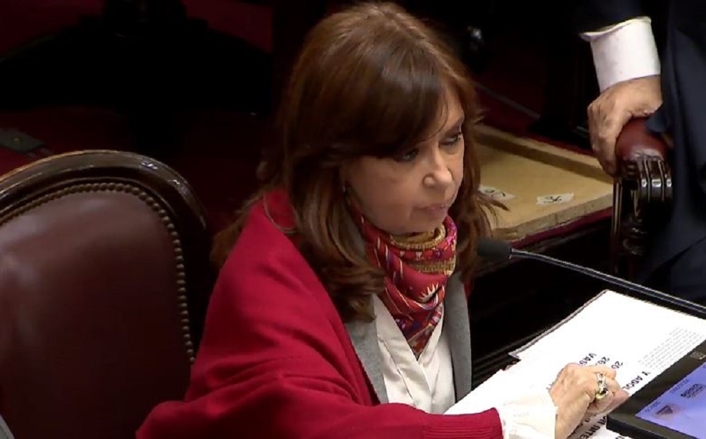 Cristina en el Senado 01 Twitter