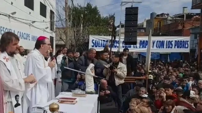 Curas villeros y de barrios populares (Religion Digital)