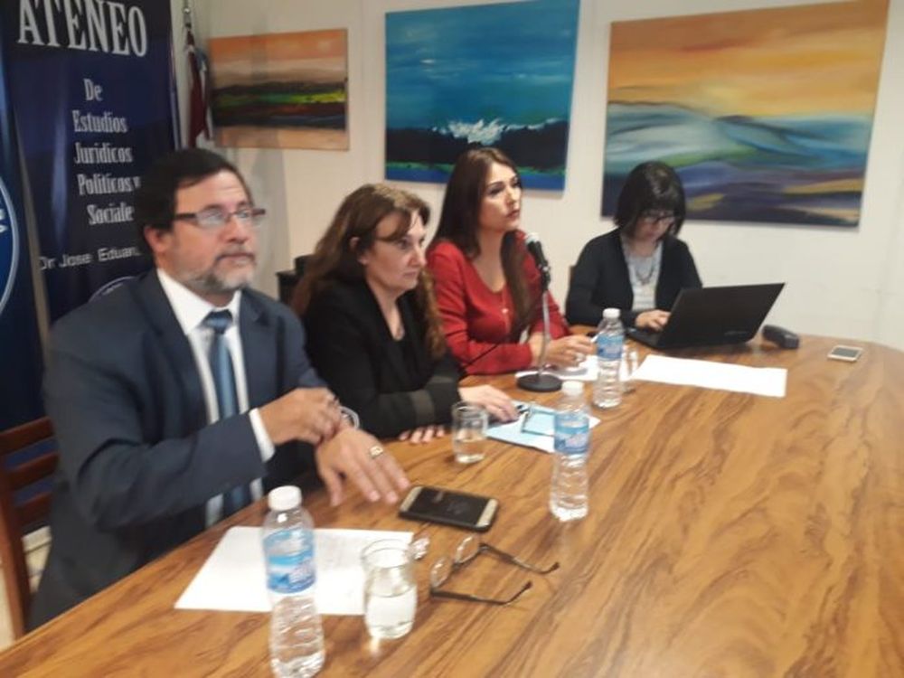 Abogados Carlos Paz gentileza Carlos paz vivo