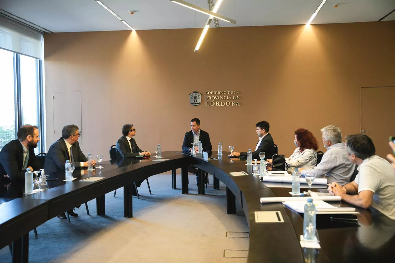 Reunión de Manuel Calvo por Autovía Ruta 38 A