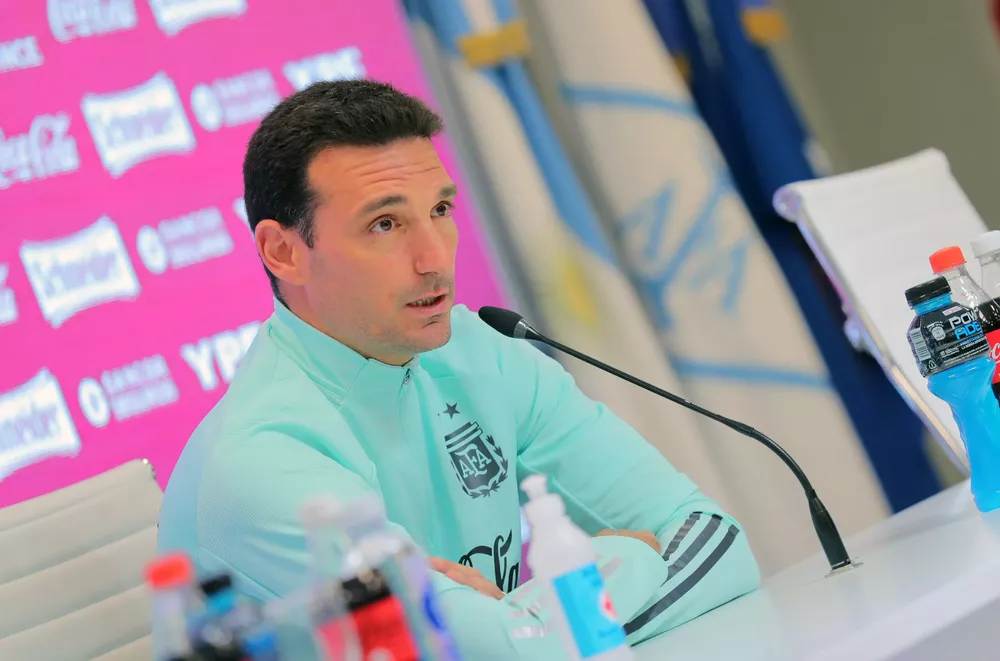 Lionel Scaloni bY na