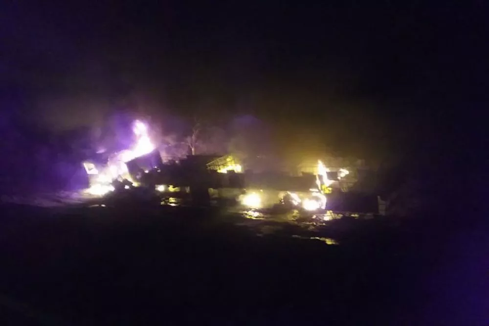 incendio camión Simbolar by FM Estación