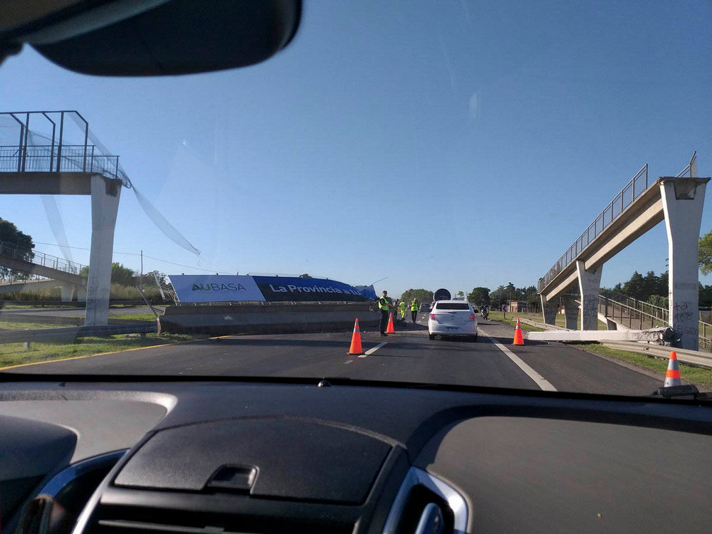 puente peatonal tirado La Plata
