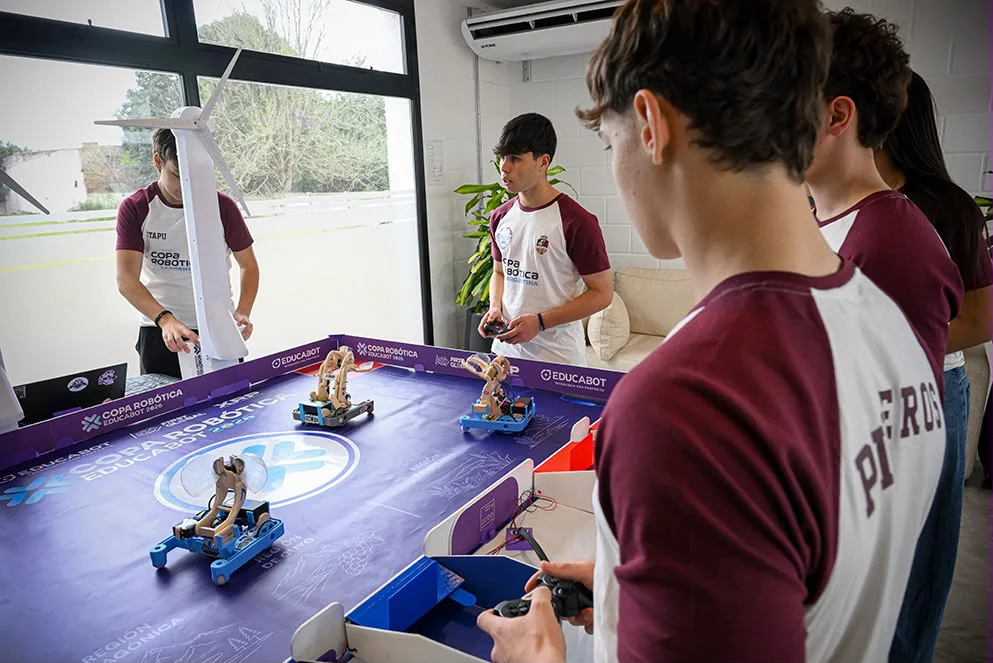 final de robots by gobierno de córdoba