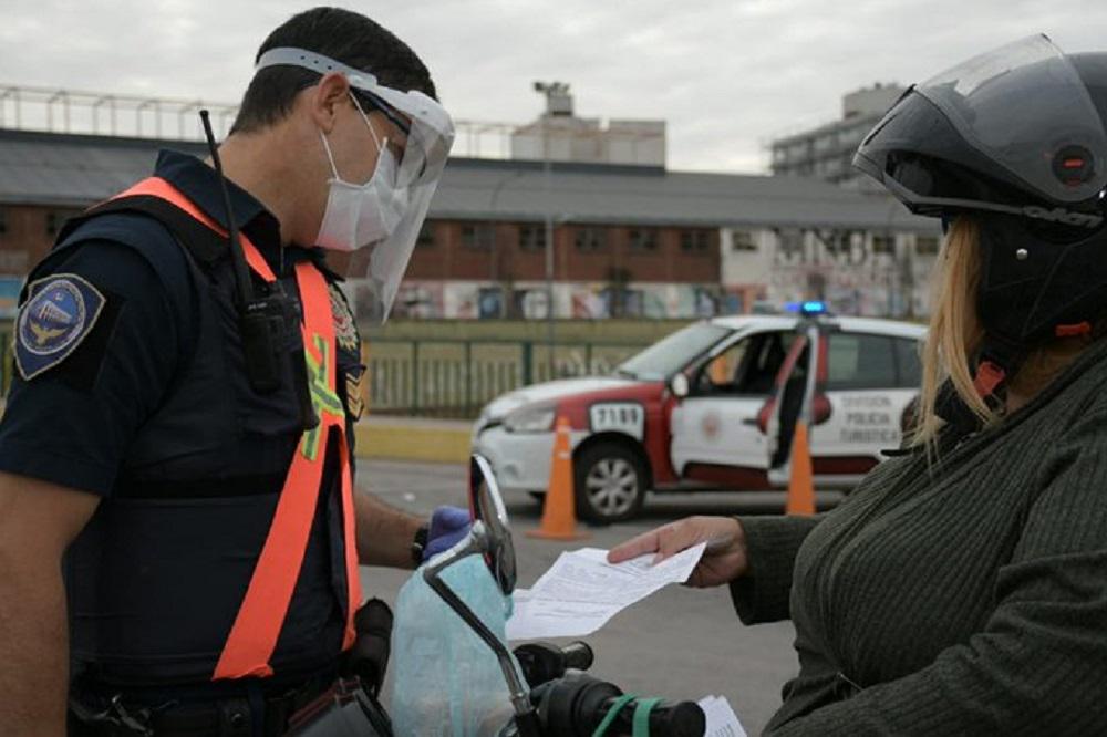 Controles cuarentena coronavirus @PoliciaCbaOf