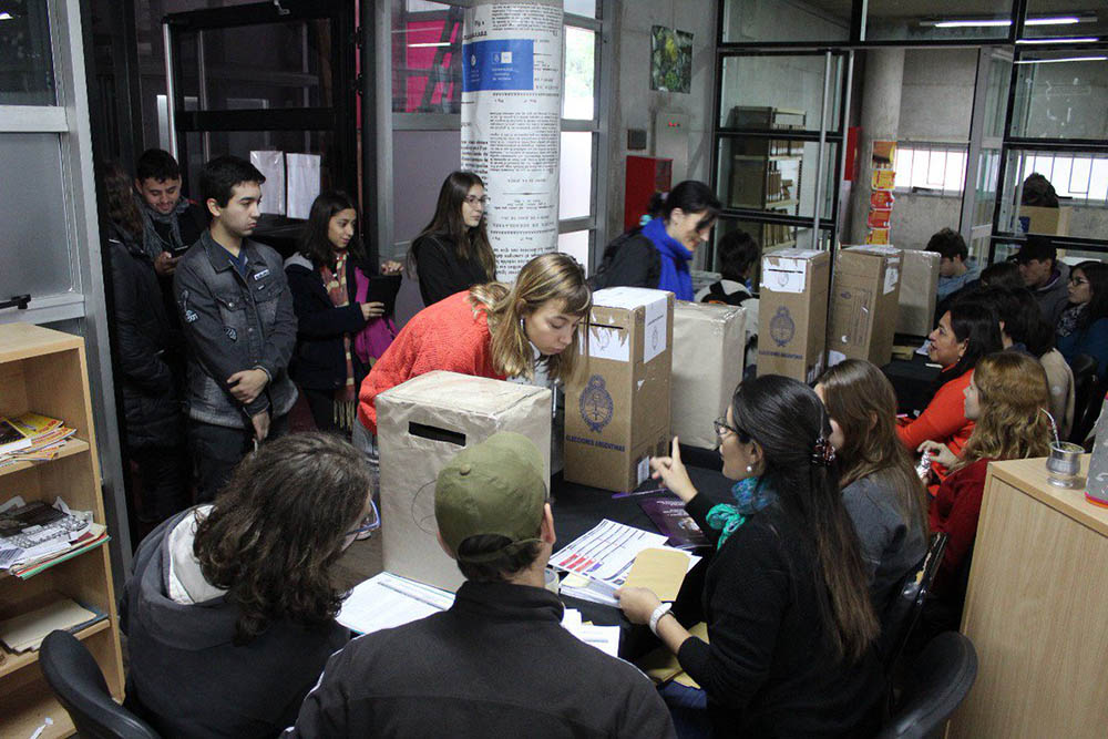 Elecciones UNC 1 - © Prensa FCCEE