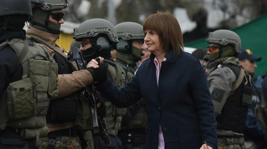 Patricia Bullrich y gendarmería