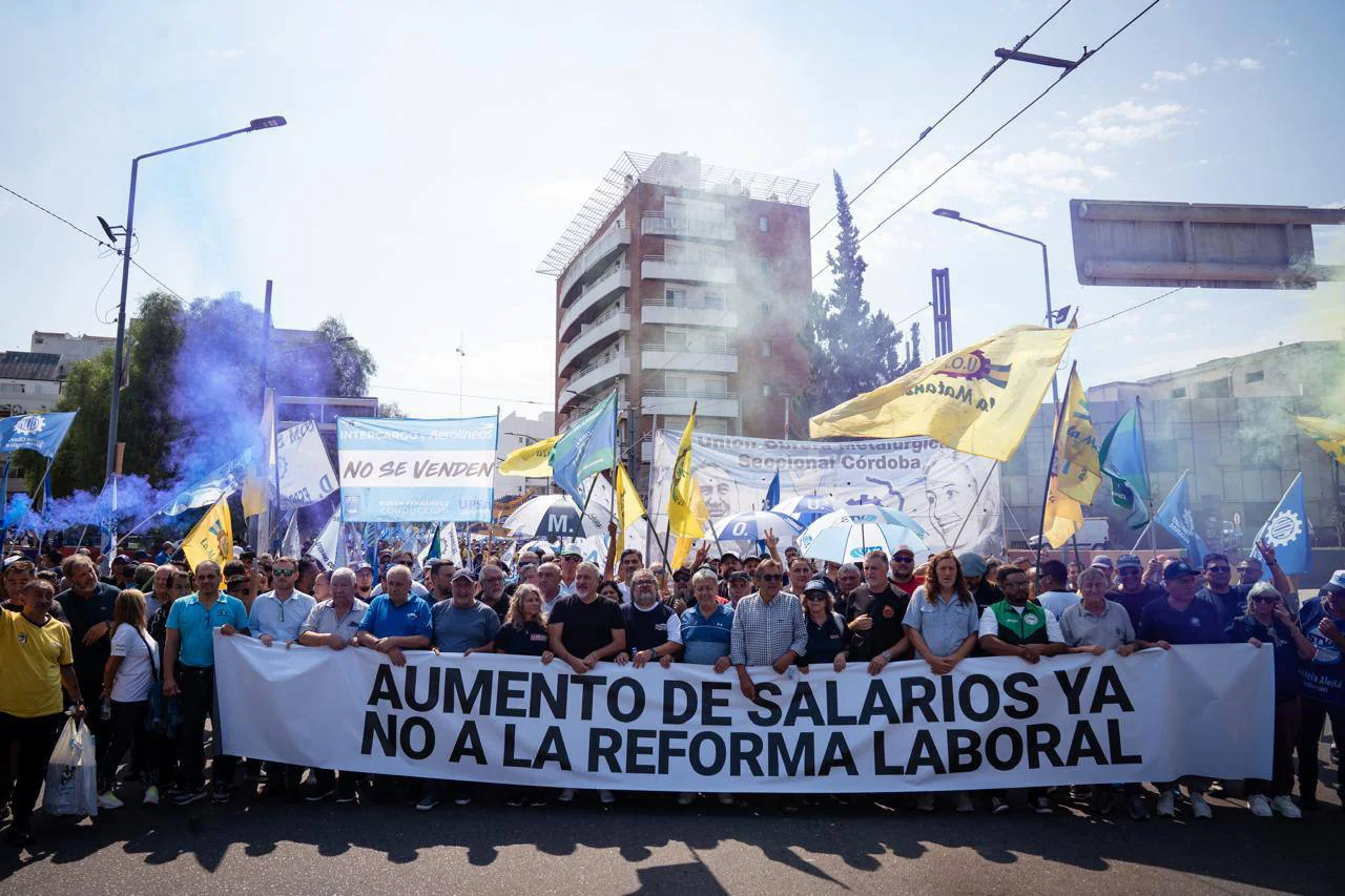 Marcha nacional contra la reforma laboral en Córdoba (UOM)