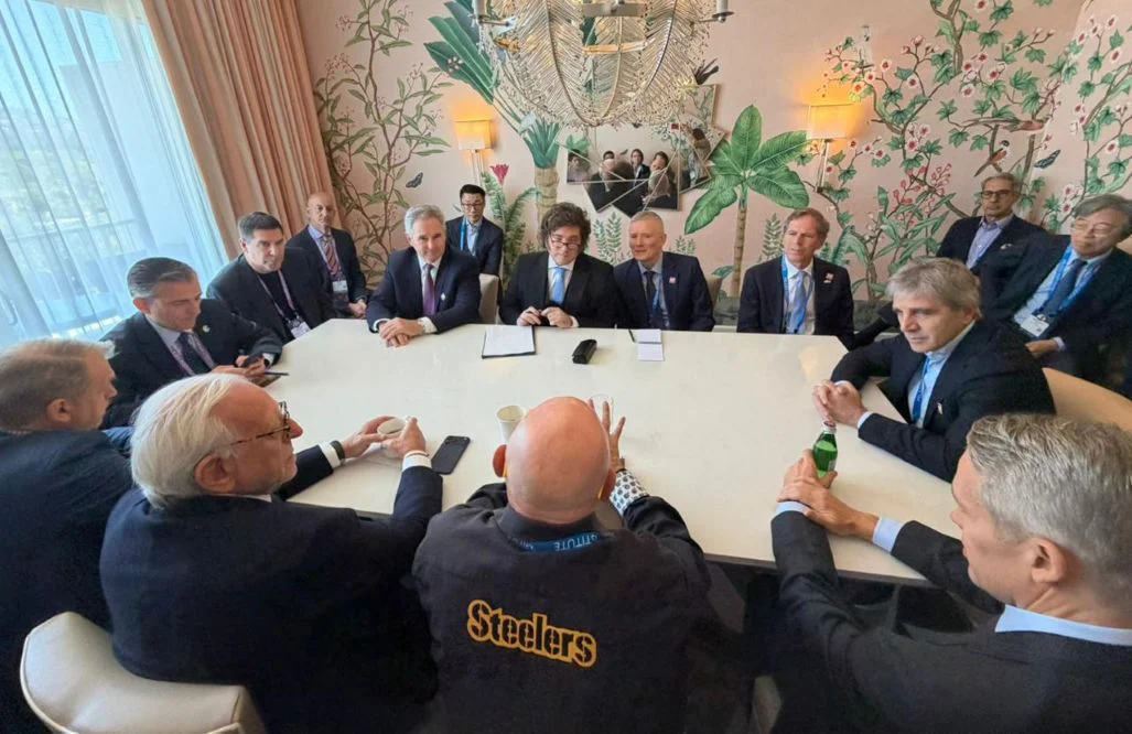 Milei con empresarios en Los Angeles by Presidencia