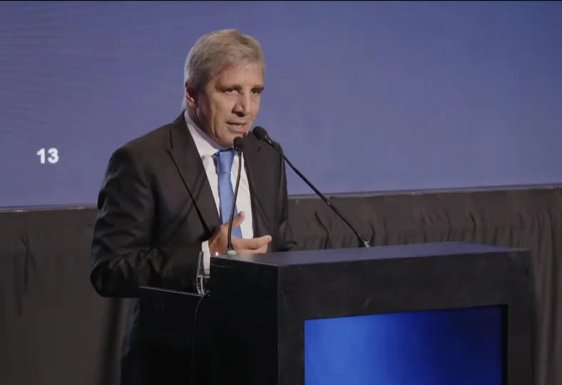 Luis Caputo en Mendoza (gentileza)