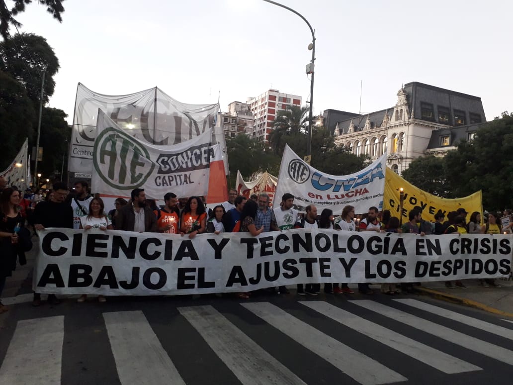 foto ate marcha de antorchas